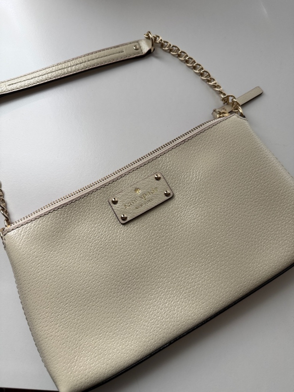 kate spade ivory pebble leather crossbody with gold chain
